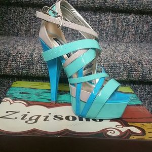 Strappy patent leather platform sandals